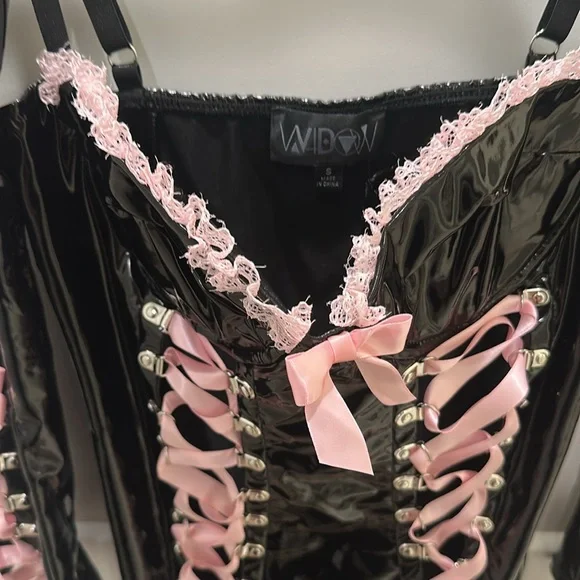 Dolls Kill Widow OBSESSIVE DESIRE BODYCON DRESS AND GLOVES SET - Picture 2 of 3